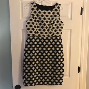 NWOT Ann Taylor Shift Dress - Size 6