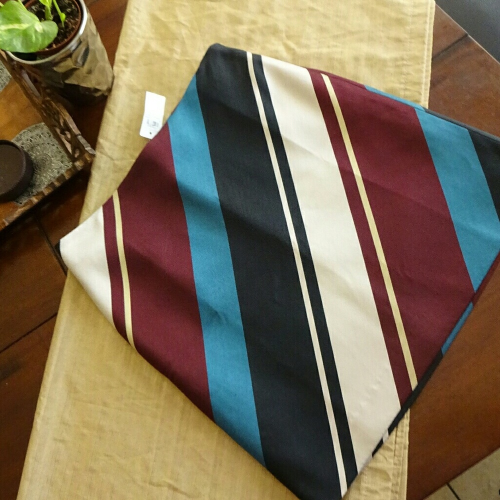 ◇◇◇ NWT Stripe Side Zip Skirt ◇◇◇