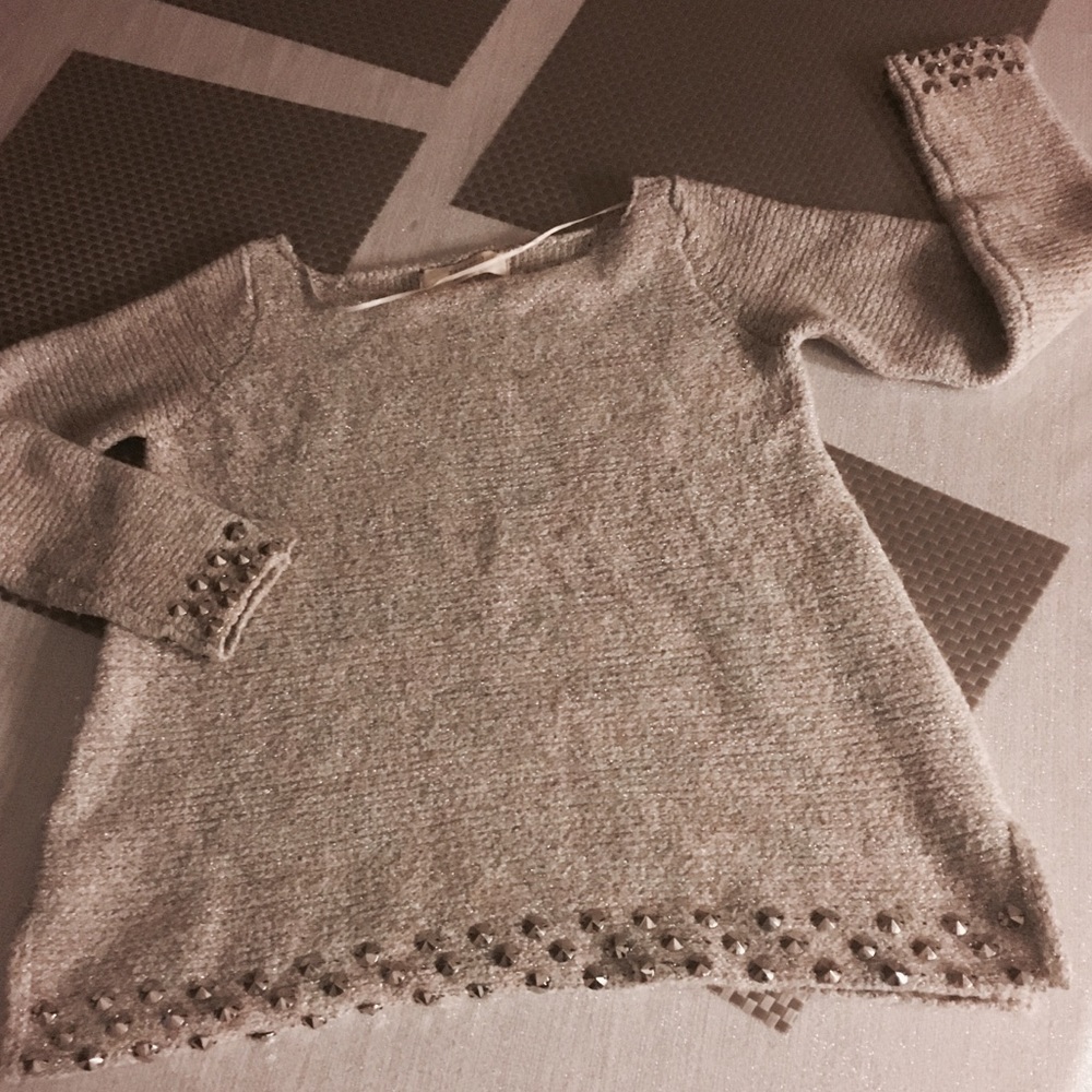 🔴ZARA STUDDED SWEATER🔴SALE🌸🌸 final sale