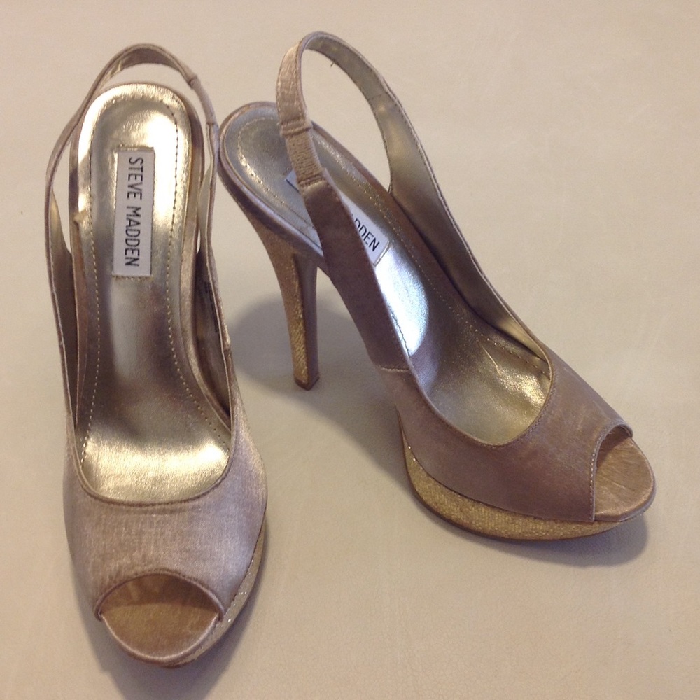 Glitter & Satin Pump