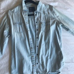American Eagle chambray shirt
