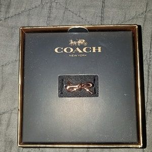 Coach Ring