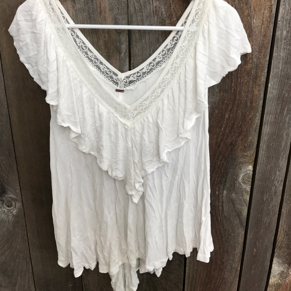 Ivory Short Sleeve Ruffles & Lace Shirt