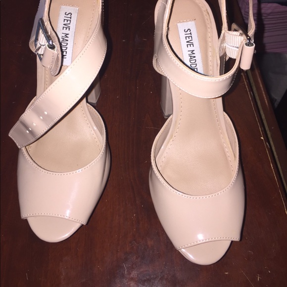 Steve Madden Heels - Picture 1 of 4