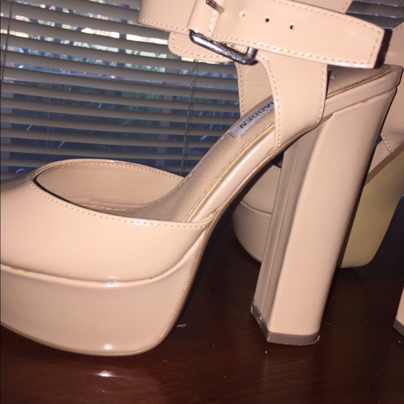 Steve Madden Heels - Picture 2 of 4