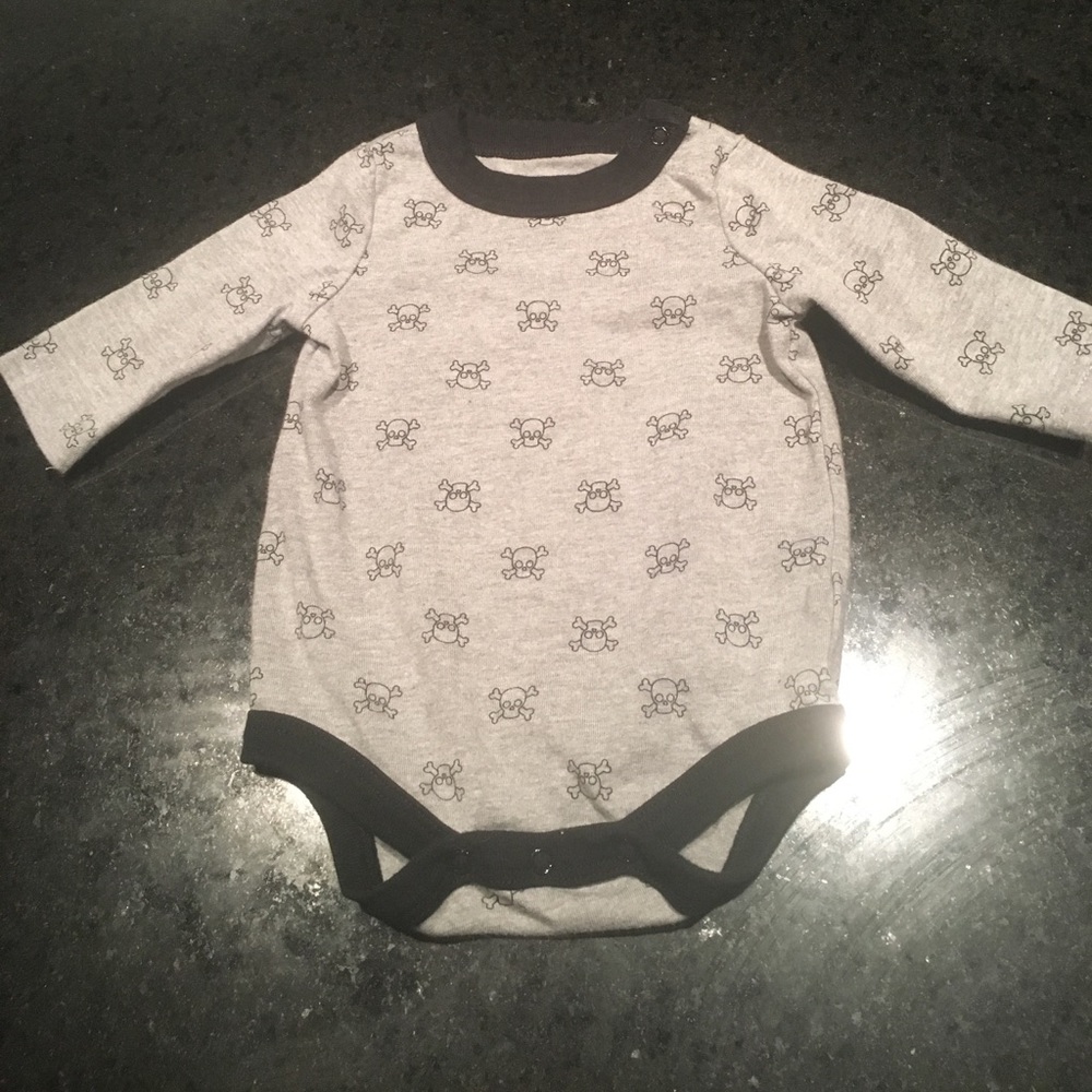 Baby long sleeve grey and black skeleton onesie