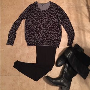 New Black and gray Leopard print sweater
