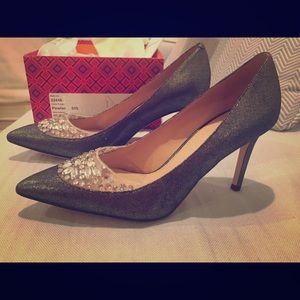 Tory Burch Delphine Glitter Heels Pewter Size 7 Tory Burch Delphine Glitter Heels Pewter Size 7