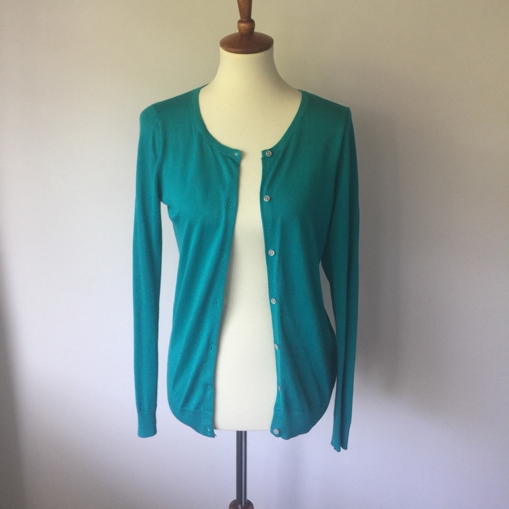 Teal cardigan!