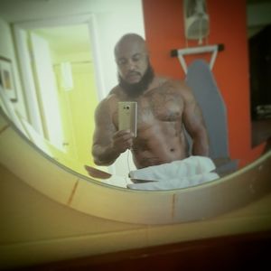 Meet your Posher, Ray