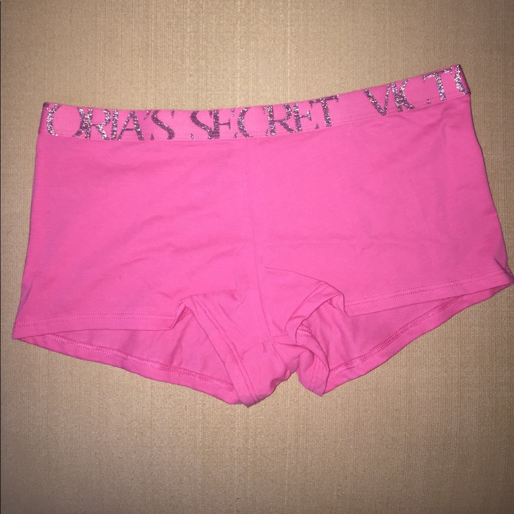 Victoria's Secret logo band shortie