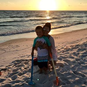 Meet your Posher, Dana