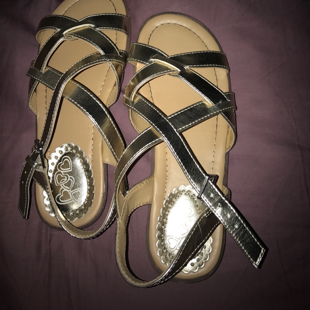 A pair of formal sandals