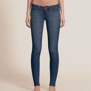 Never Worn Hollister Jeans!