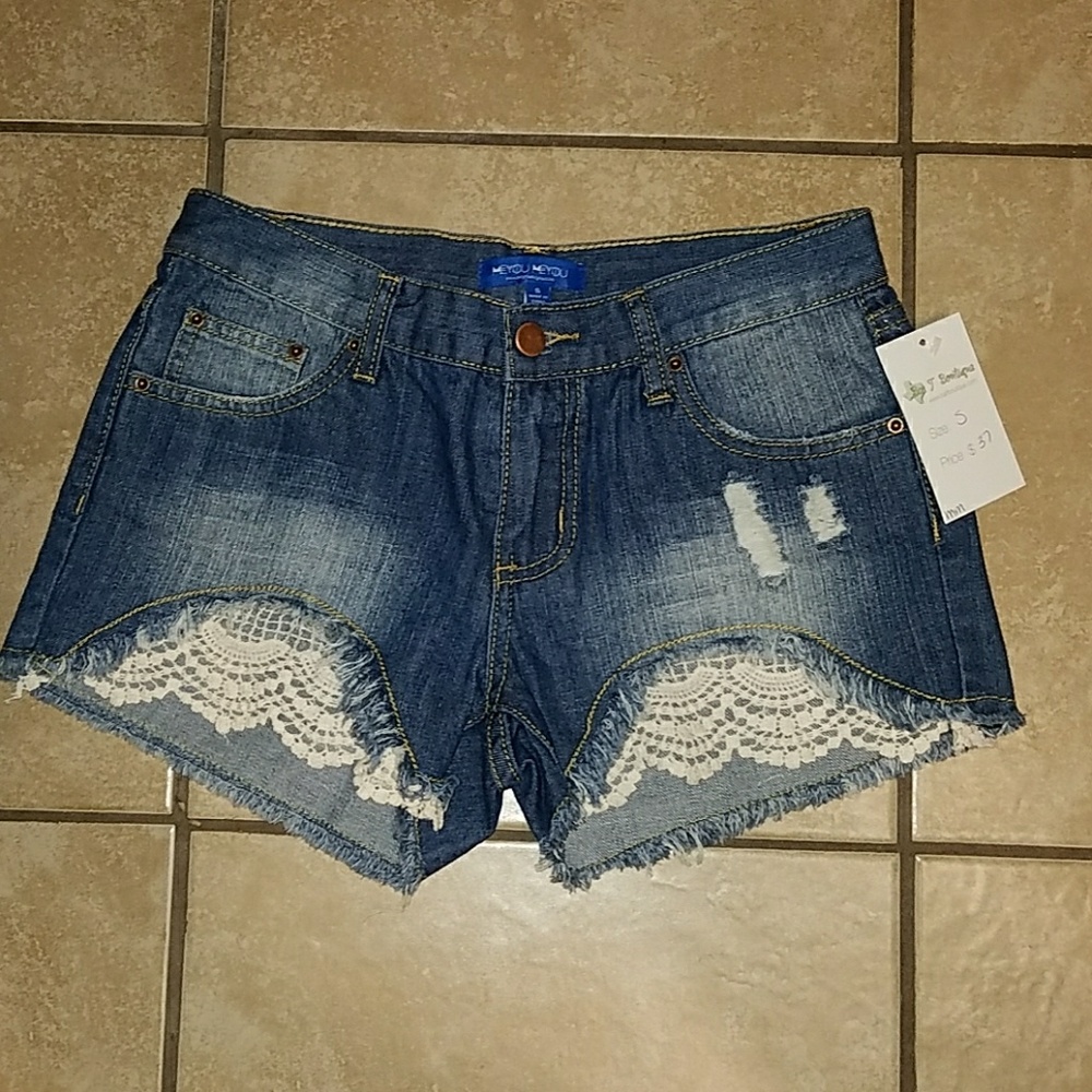 🍬OFFERS🍬 Shorts with details