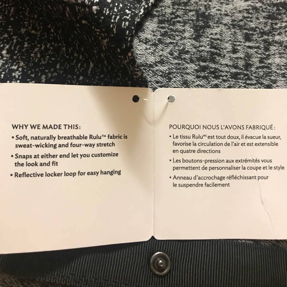 Lululemon- Vinyasa wrap/scarf - Picture 4 of 8