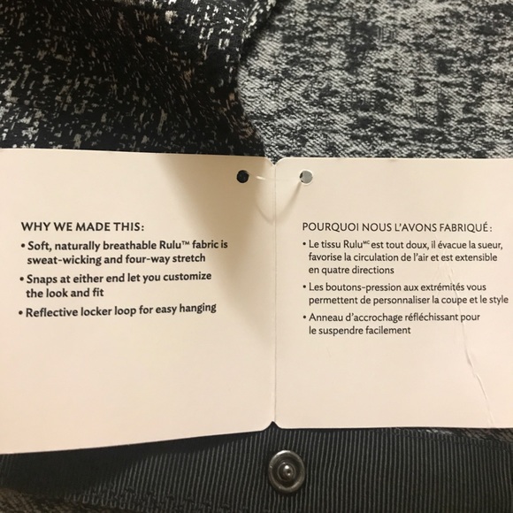 Lululemon- Vinyasa wrap/scarf - Picture 4 of 8