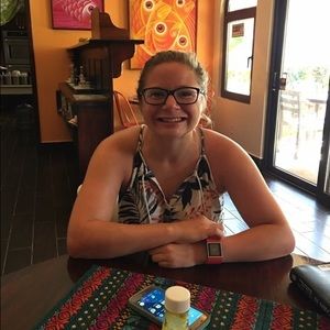 Meet your Posher, Asha