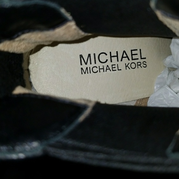 💥Last Pair💥🎉HP🎉Michael Kors Thea Wedge Bootie - Picture 6 of 8