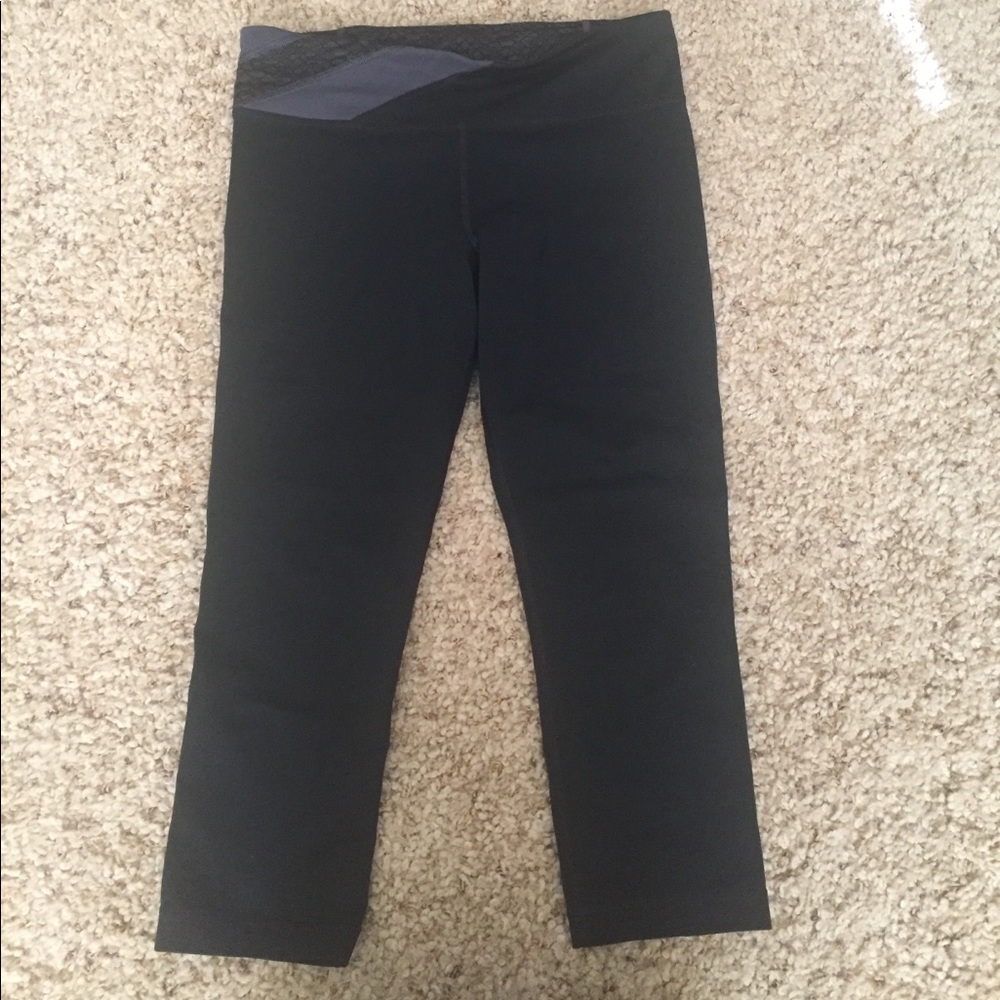 Under Armour crop studio leggings