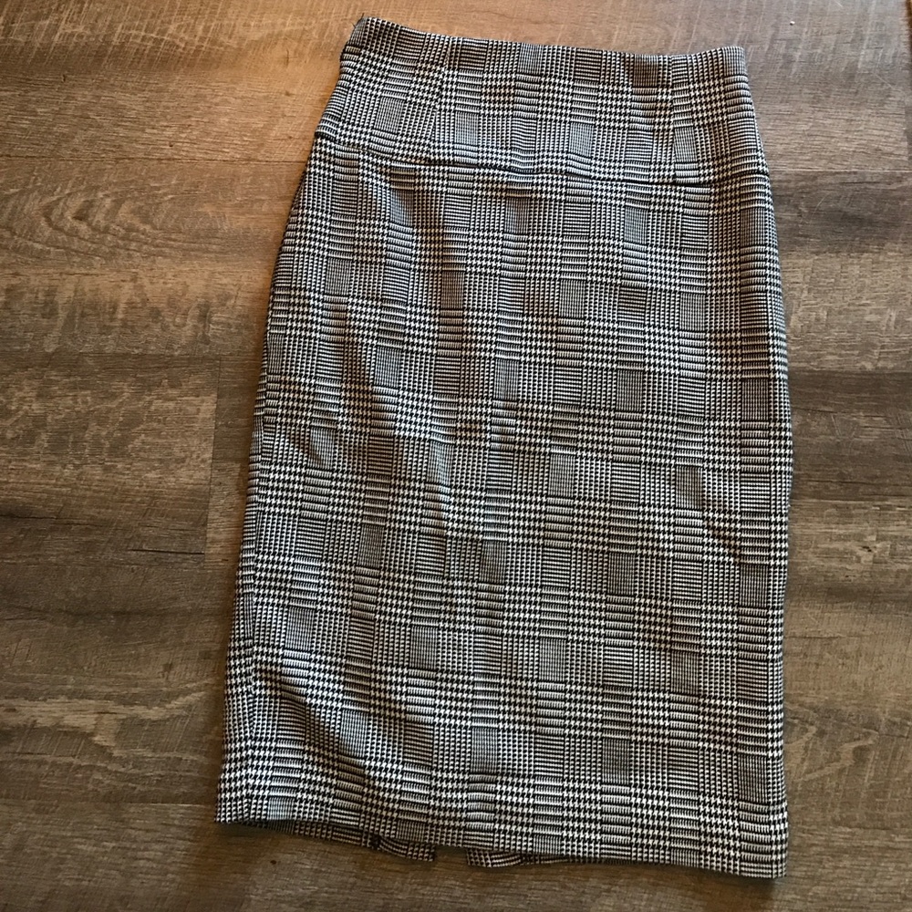 Women's pencil skirt!
