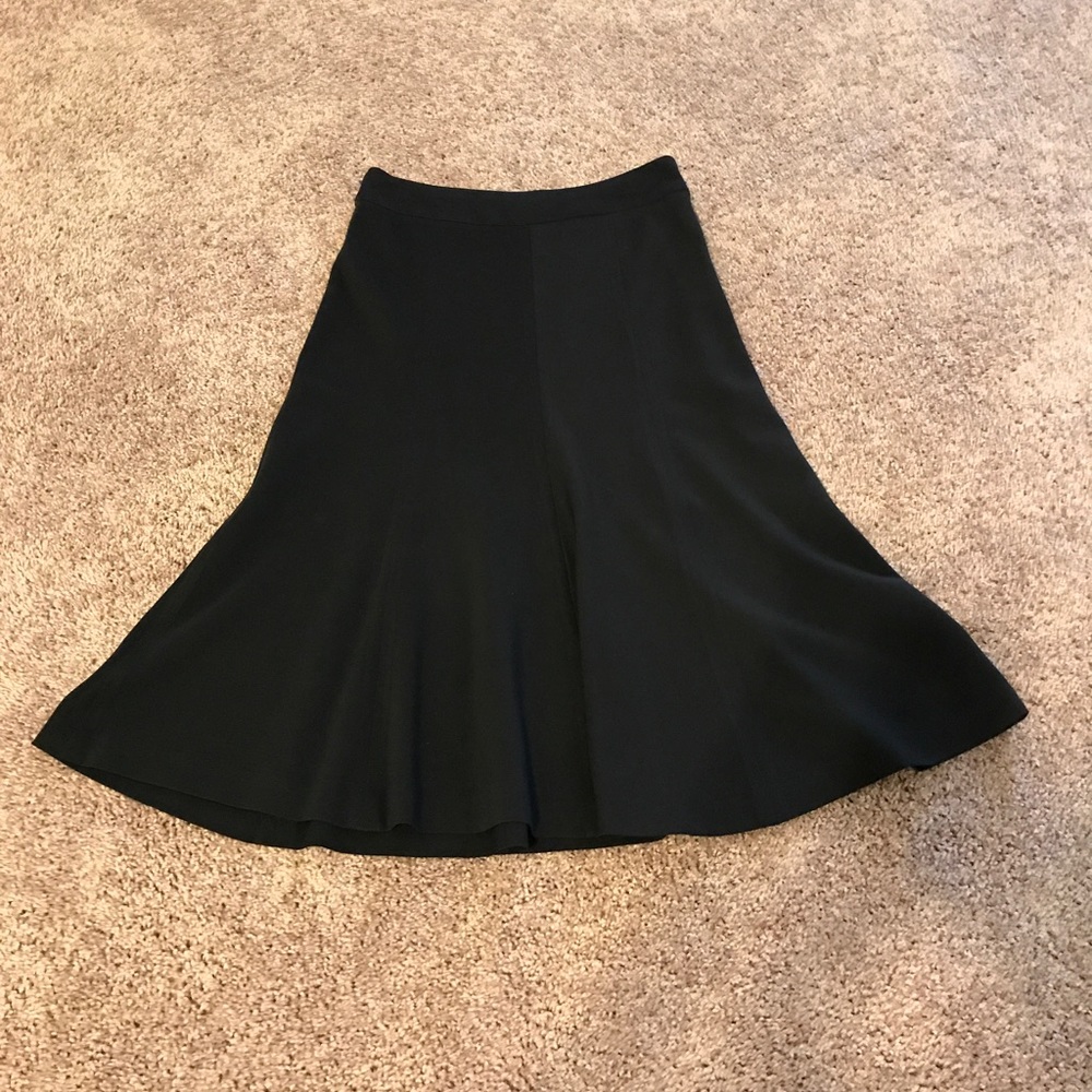 East 5th black A lined skirt