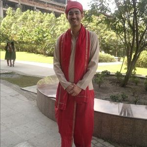 Meet your Posher, Parag