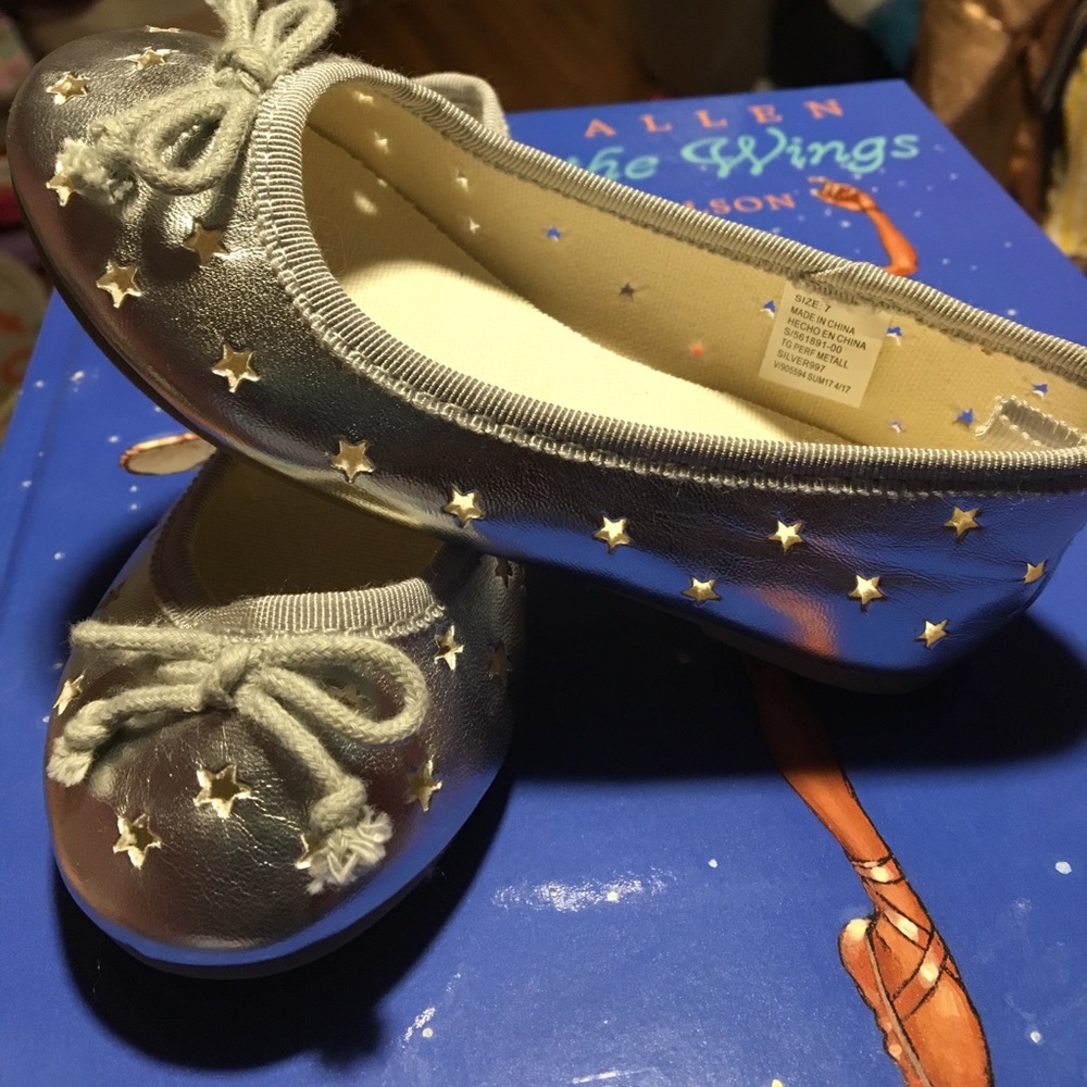 NWOT Baby gap ballet slippers