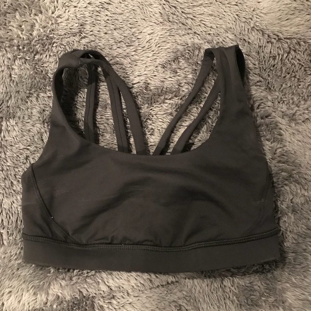 Lululemon energy bra 4 perfect condition