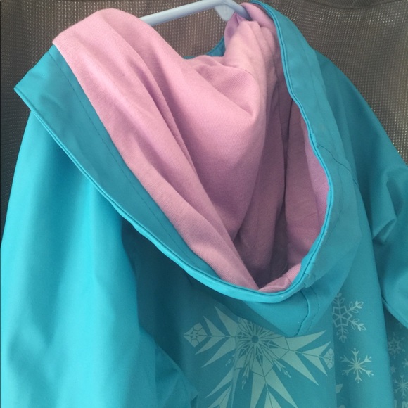 Western Chief Girls Frozen Raincoat, Blue, size 5 - Picture 3 of 7