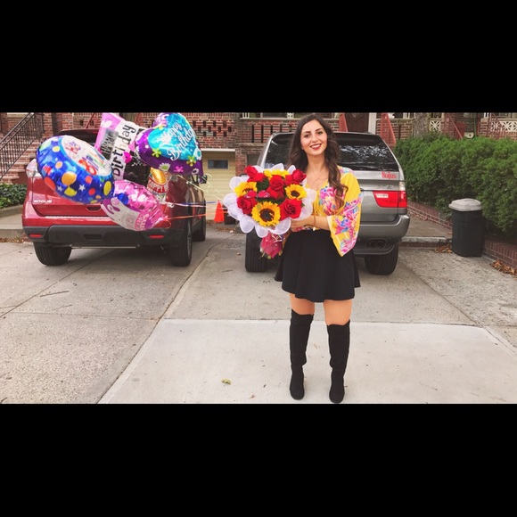 Meet your Posher, Nida - Picture 1 of 1