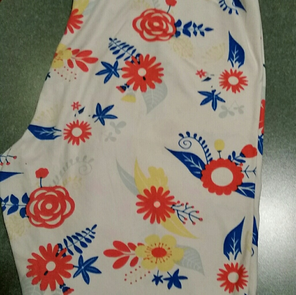 VINTAGE LULAROE TC LEGGINGS