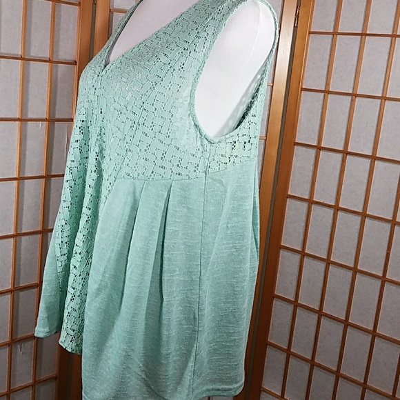 Umgee mint green sleeveless blouse with lace - Picture 5 of 8