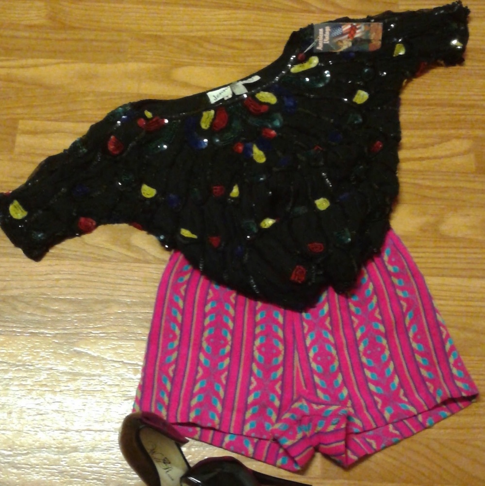 BLOUSE