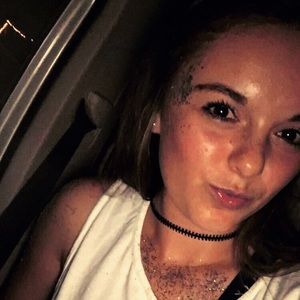 Meet your Posher, Ellie kate