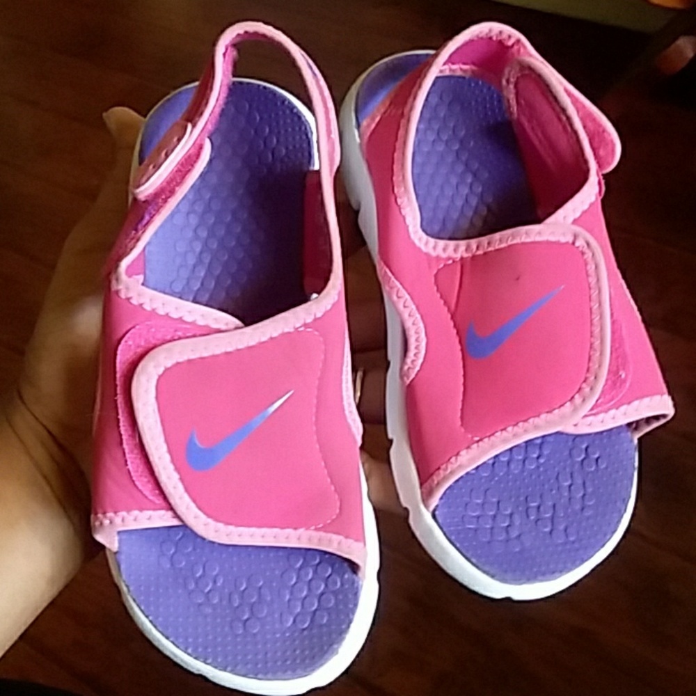 Nike flip flops