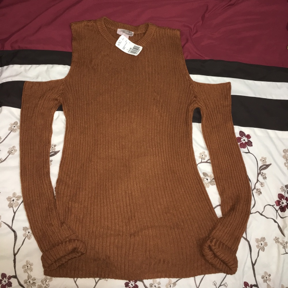 Ribbed Open Shoulder Long Sleeve Top