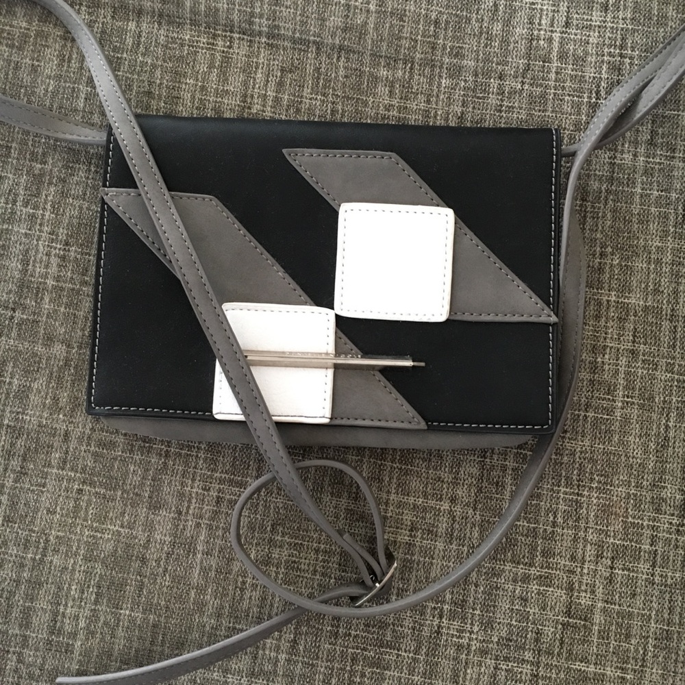 Geometric Print Crossbody Bag