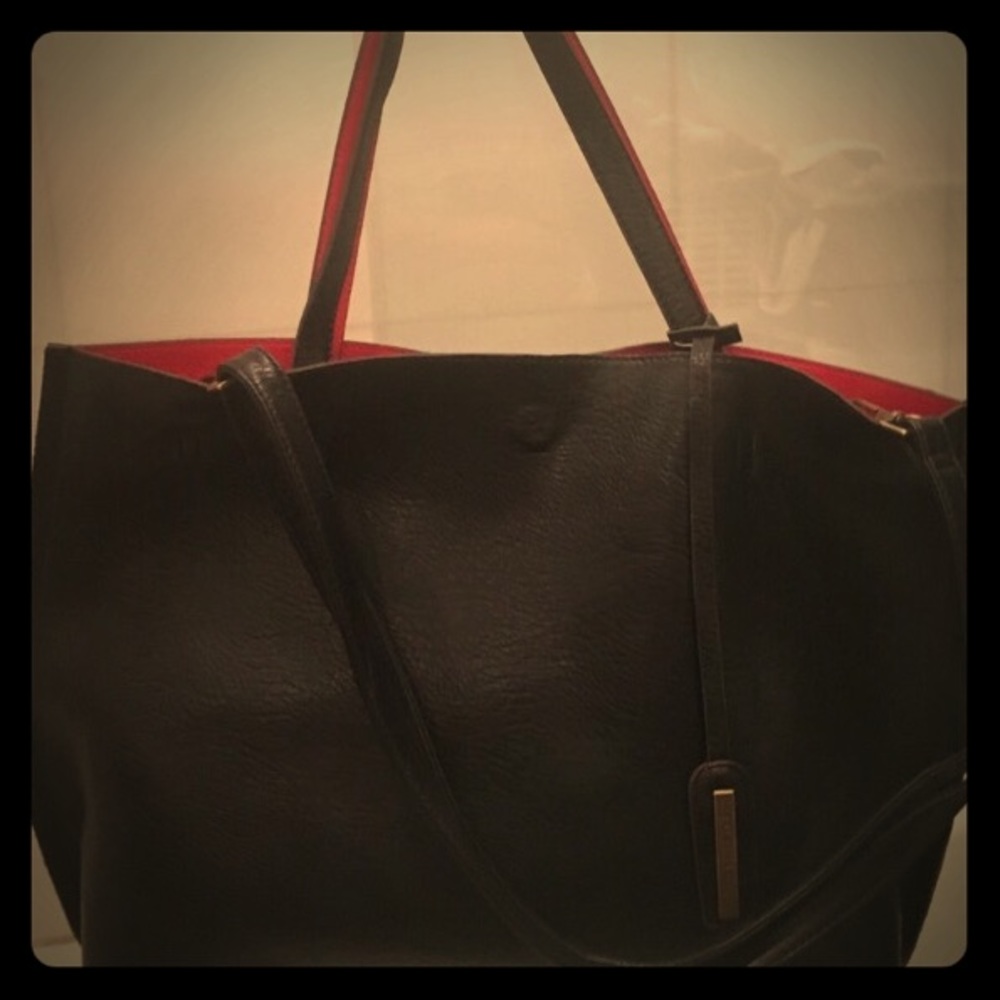 Reversible black and red bag