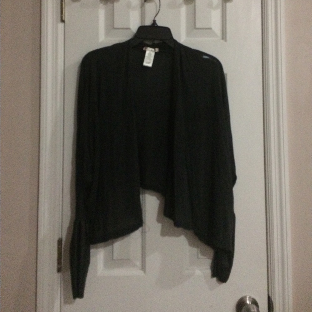 “La Vie 89” Women Black Color Cover-Up. Size L