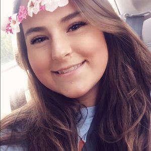 Meet your Posher, Abby