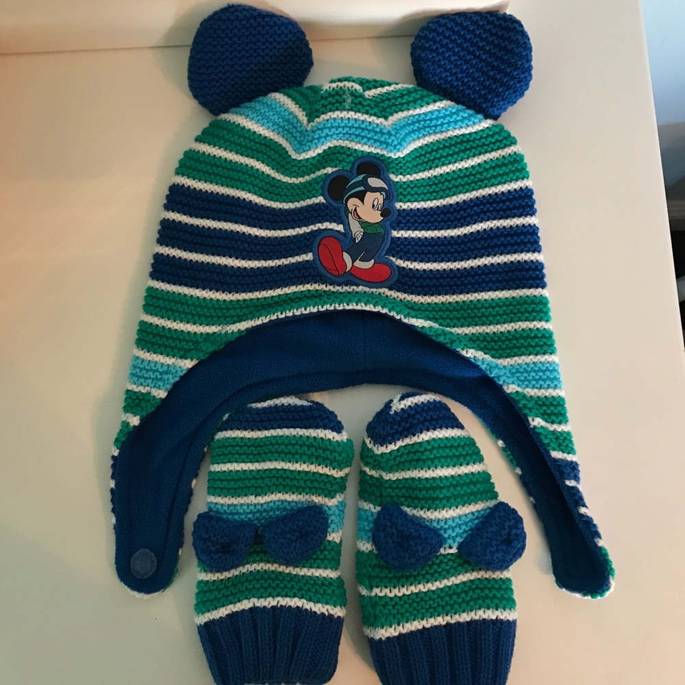 Hat and mittens