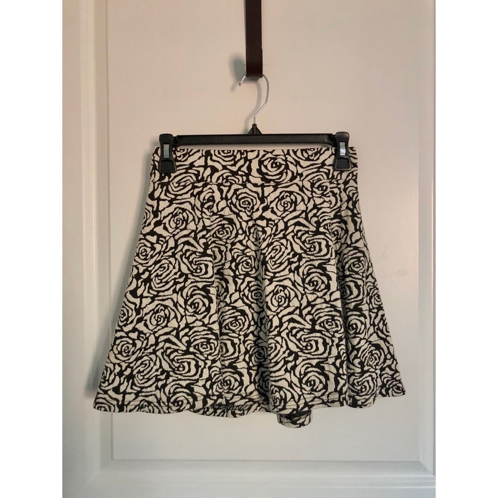 Black And White Floral Print Skater Skirt