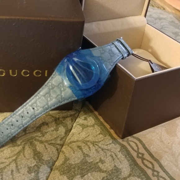 GUCCI Women\'s U-Play Swiss Made Quartz Watch main image 8