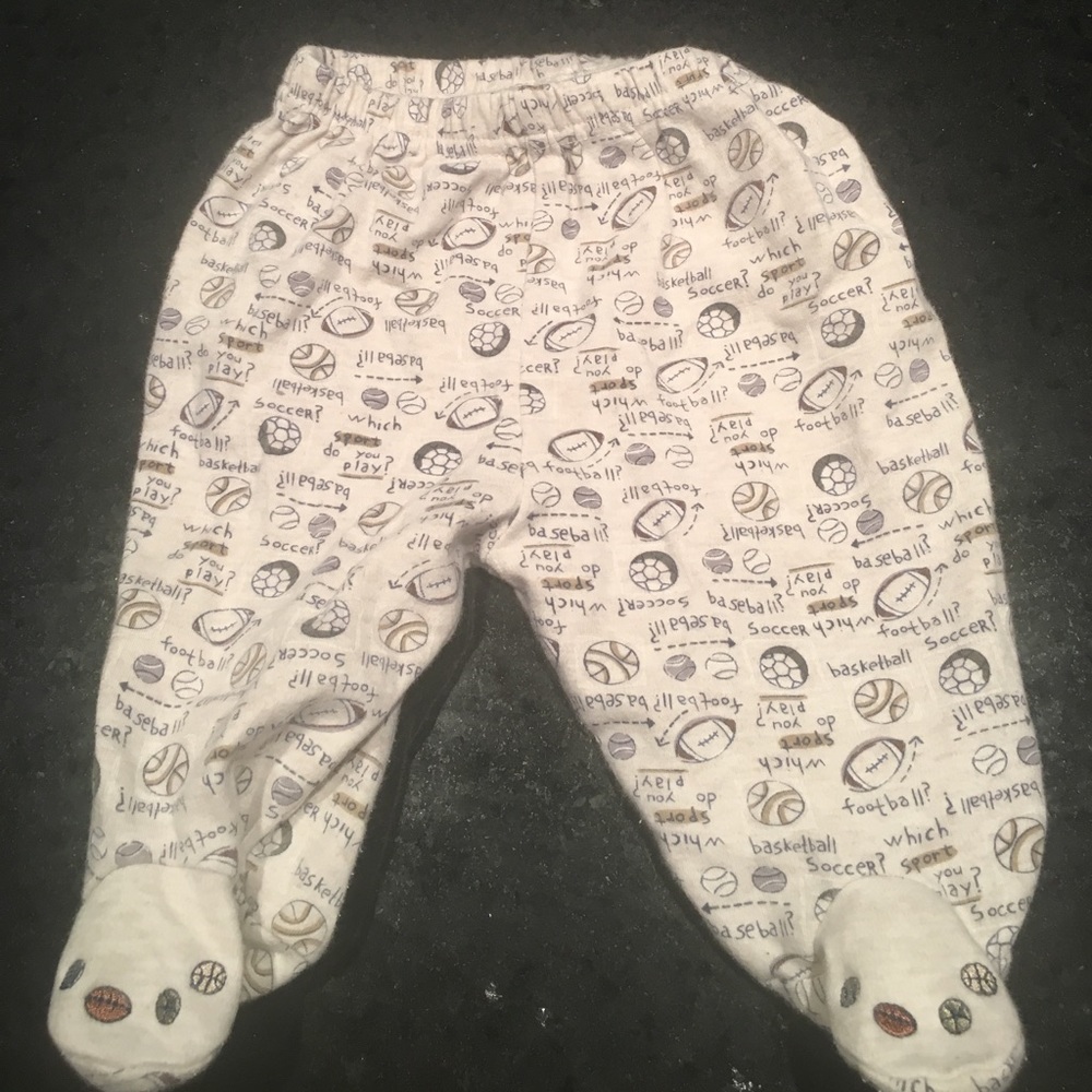 Baby sports pants with "footies"