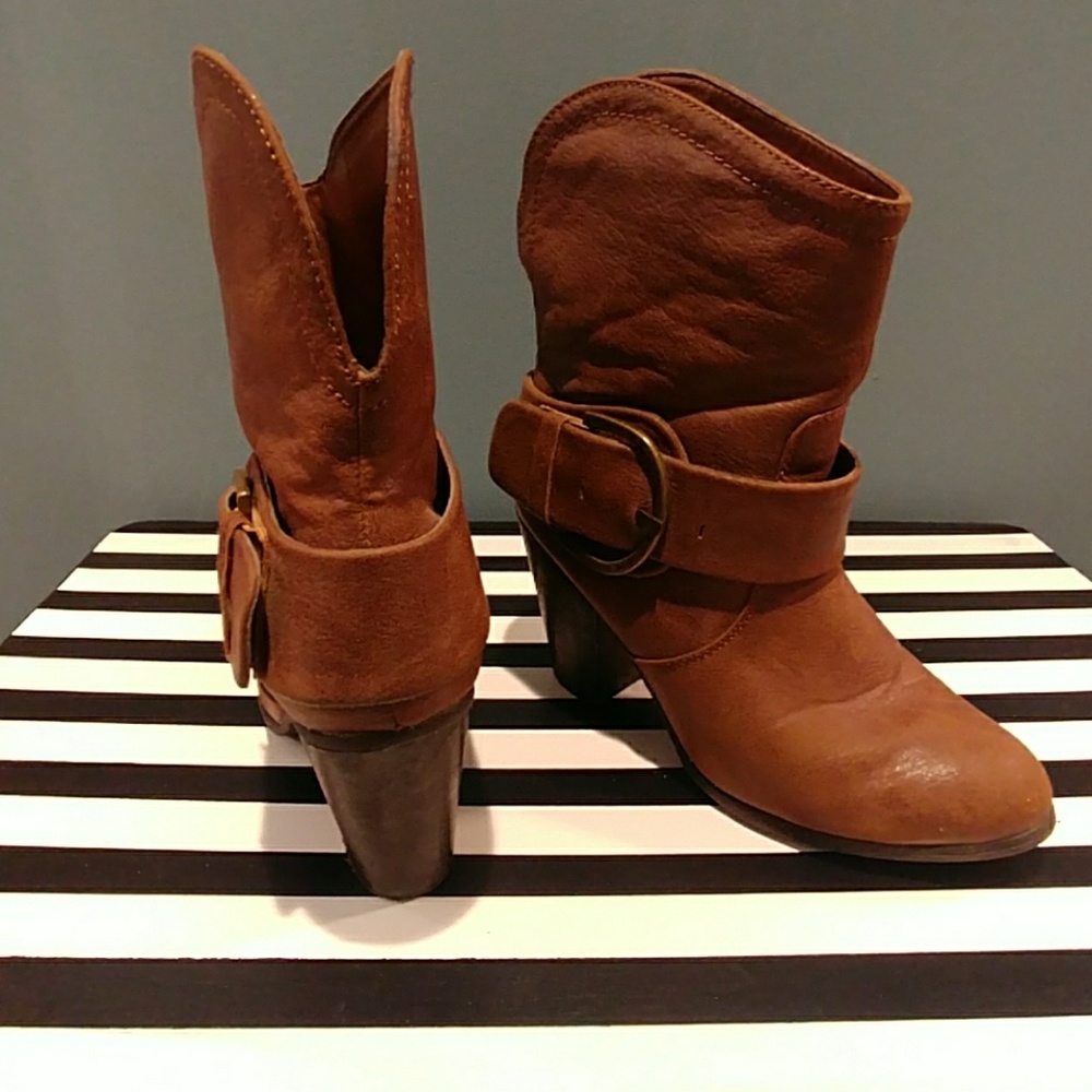 Rampage boots with gold buckle detail