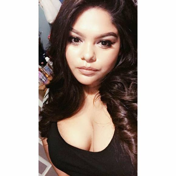 Meet your Posher, Isabel - Picture 1 of 1