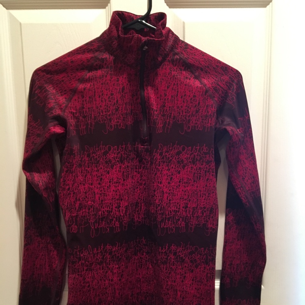 Nike pull over