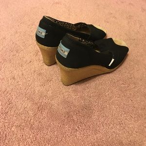 TOMS Wedges