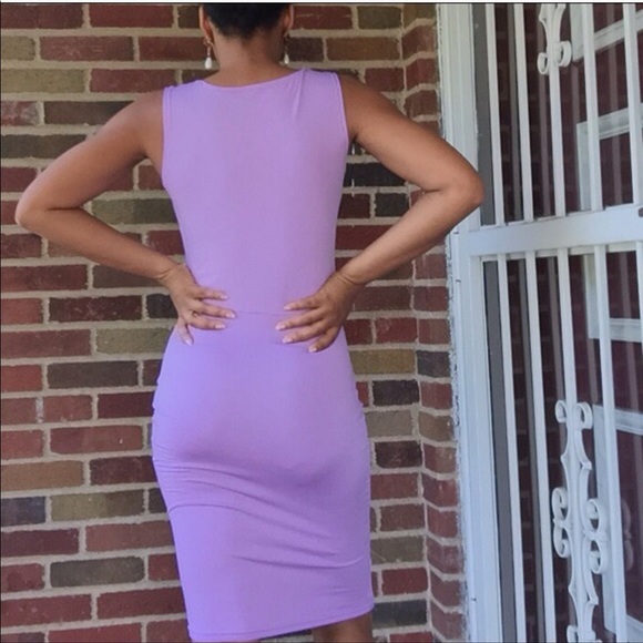 Lavender Lattice Front Fitted Dress - Picture 3 of 3